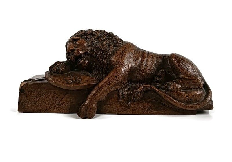 Antique Hand Carved Wooden Wood French Lion Figurine Carving Sculpture 19th Cent