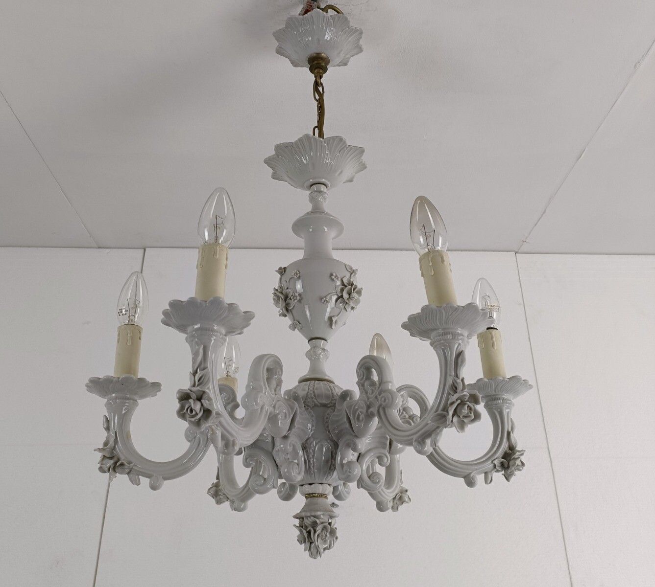 Capodimonte Porcelain Chandelier 6 Arm Lights, White, Marked, Very Special, Vint photo Lighting