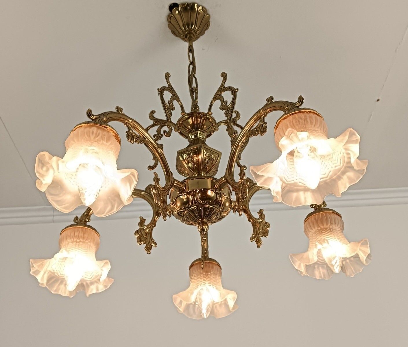 Vintage Brass Chandelier Fixture Glass Shades 5 Lights Arm Romantic photo vinterior