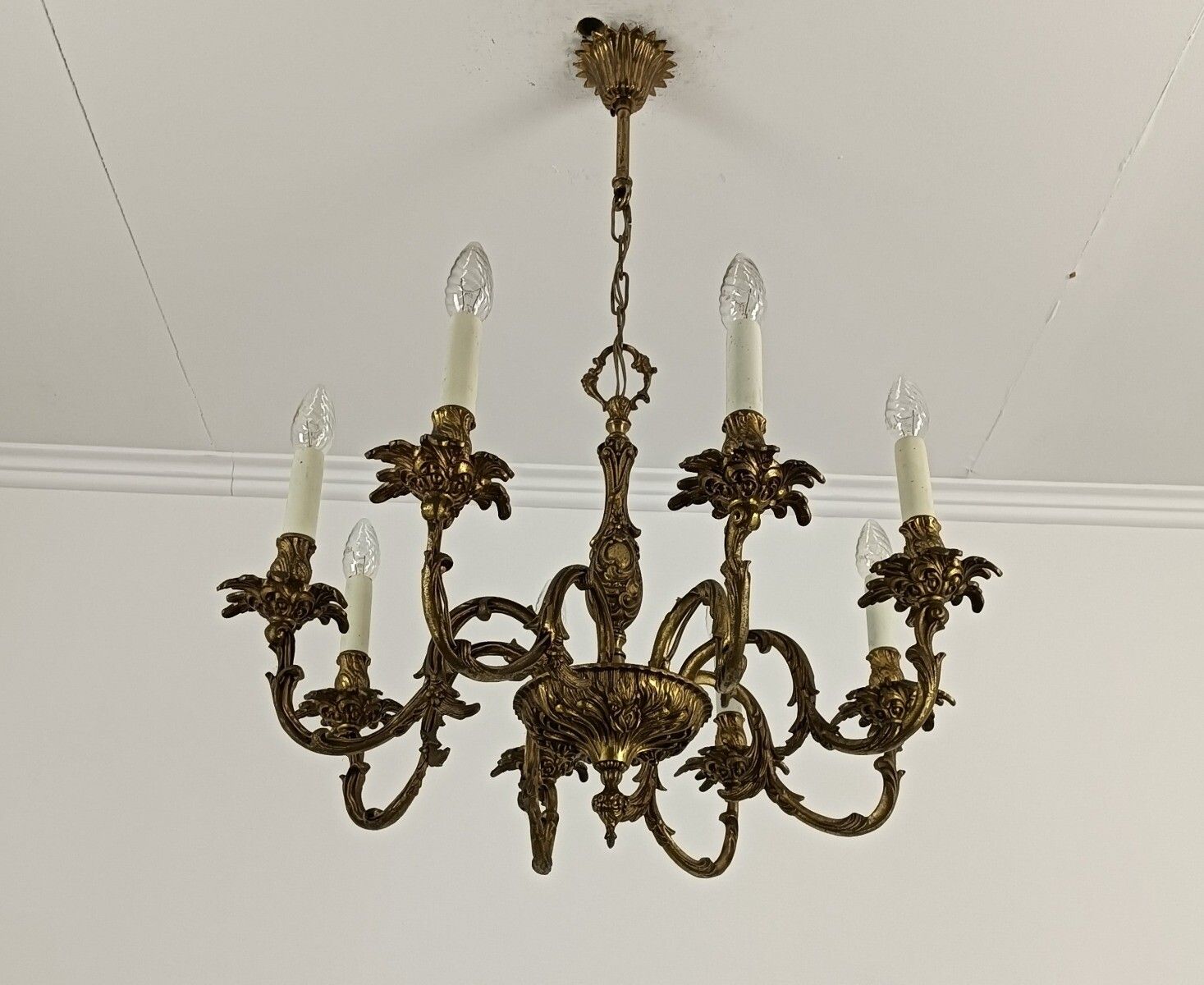 Ornate Bronze Doré Chandelier Vintage Rococo Style 8 Lights Arm Beautiful photo vinterior