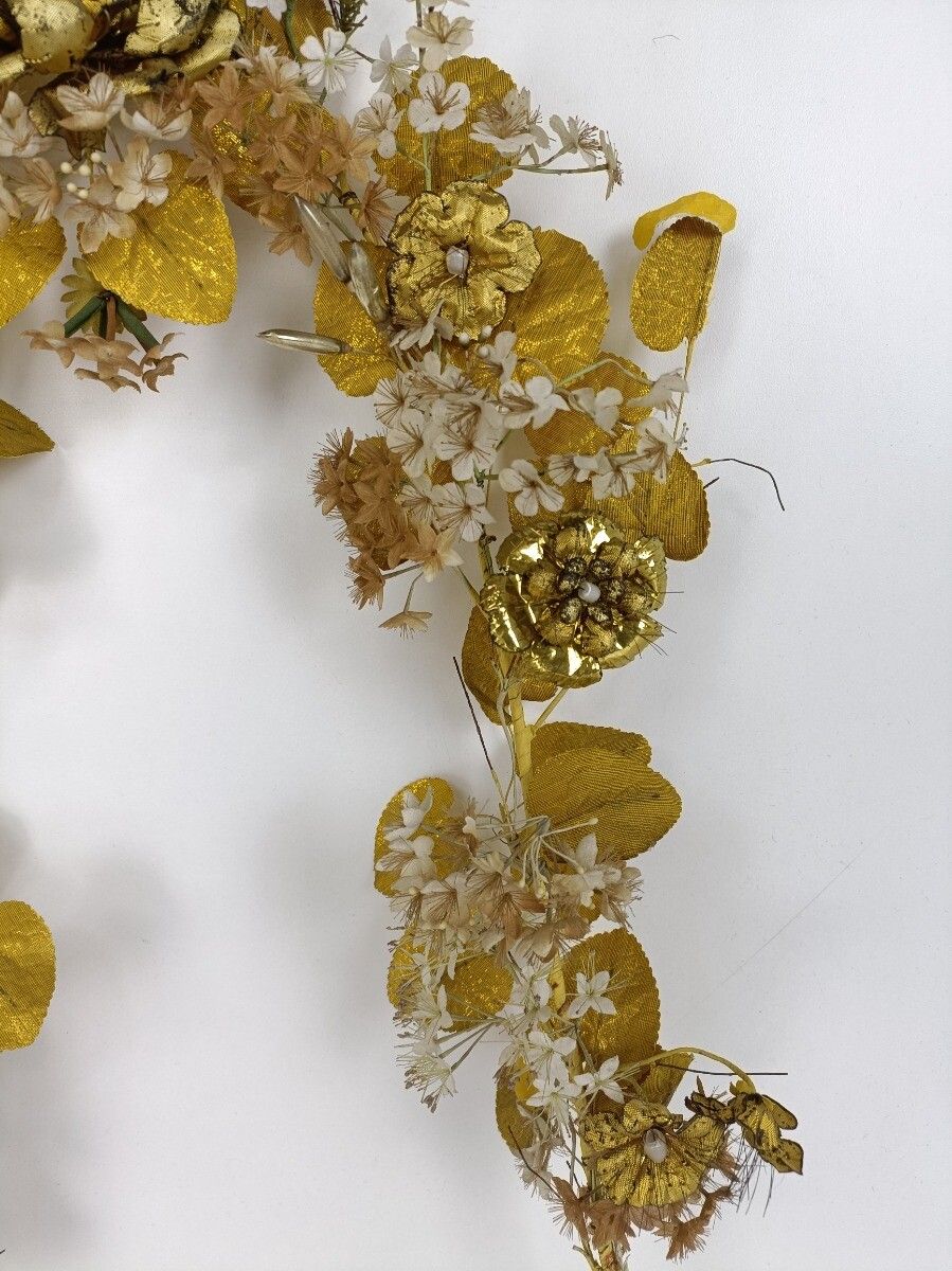 photo furniture Antique Bridal Wedding Silk Flowers Porcelain Ormolu Wreath Boucquet 19th Centur