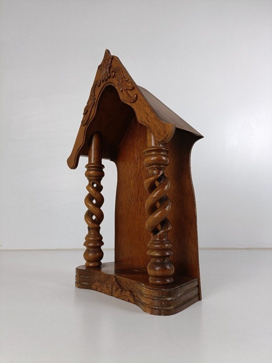 Hand Carved Wood Open  Barley Twist Standing Chapel Niche For Statue Beautiful V photo for sale