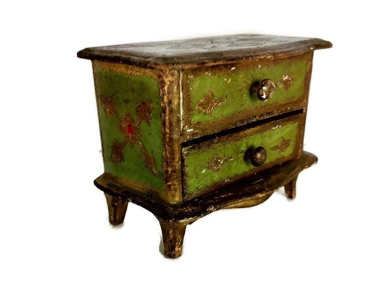 Small Italian Mid Century Hollywood Regency Florentine Jewelry Trinket Box Cabin