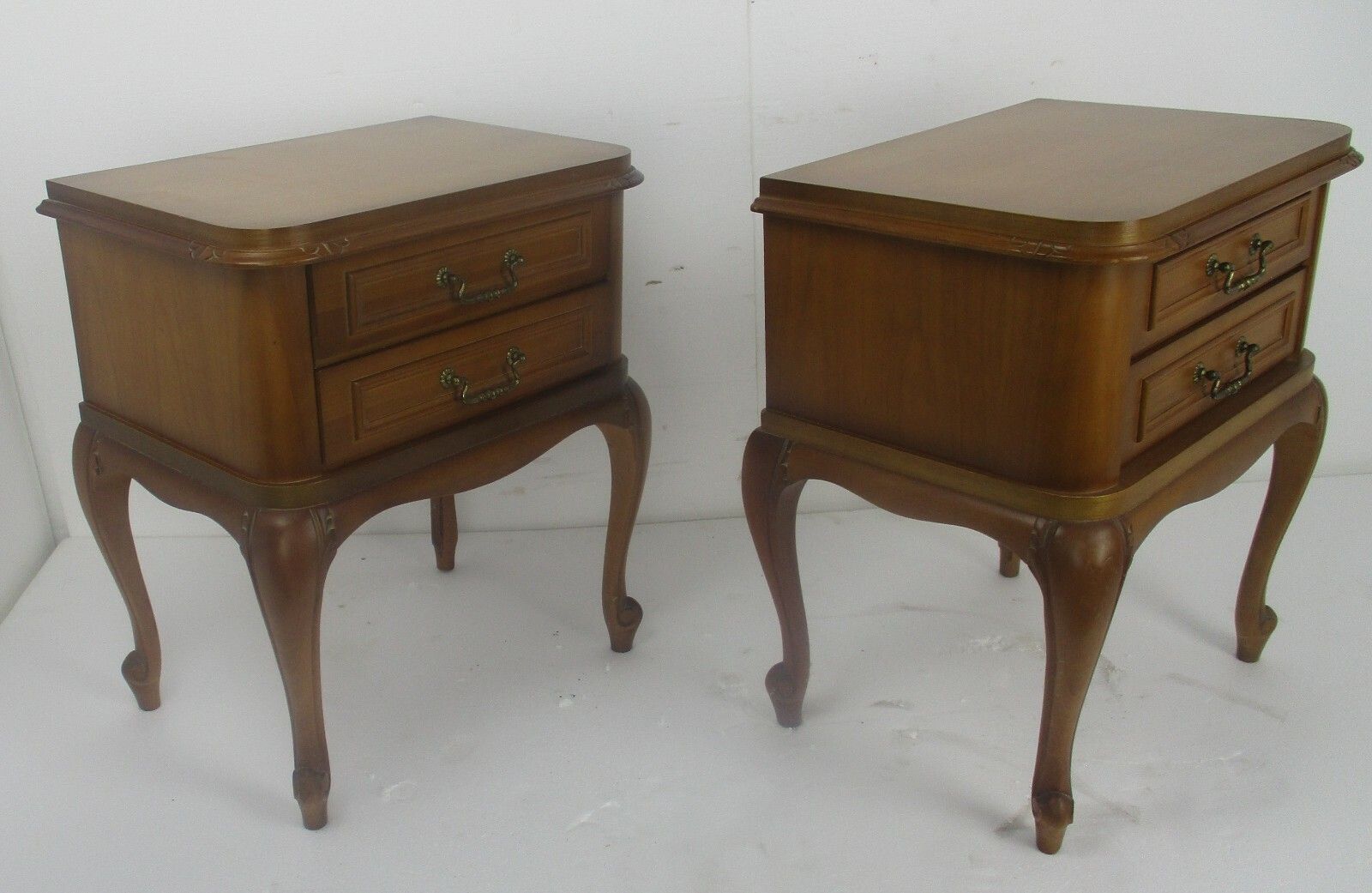Couple French Louis XV/XVI Style Wooden Nightstands End Tables Chest Of Drawers photo buy