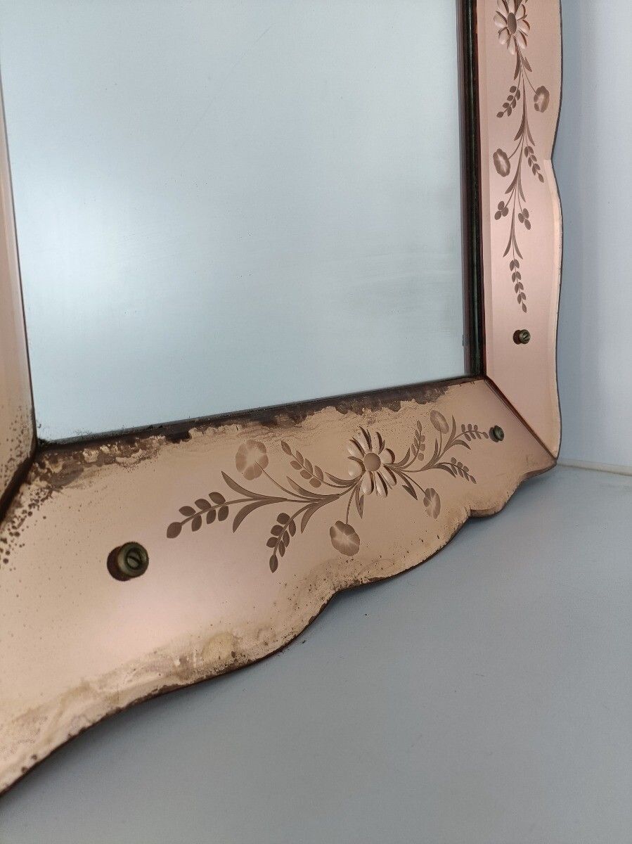 Art Deco Nouveau Wall Hanging Ornate Mirror Vanity Dresser Clear Etched Pink Gla photo Home Decor