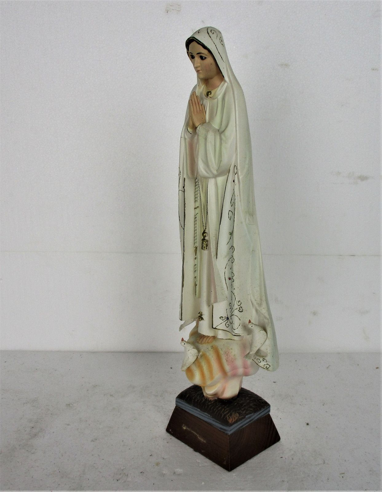 Vintage Our Lady Fatima Resin Statue Glass Eyes Portugal Authentic 17.32" photo vinterior