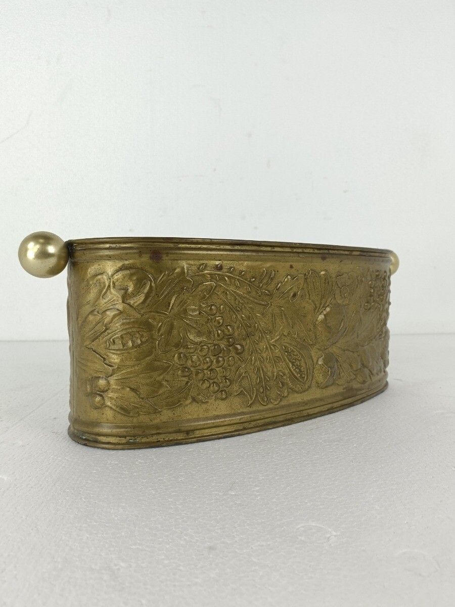 Hammered Embossed  Brass Planter Jardinière Ornate  Centerpiece Grapes 1800s photo furniture