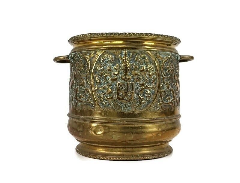 Stunning Antique Kettle Brass Ornate Planter 19th Century Deer Hunting Scenes Co