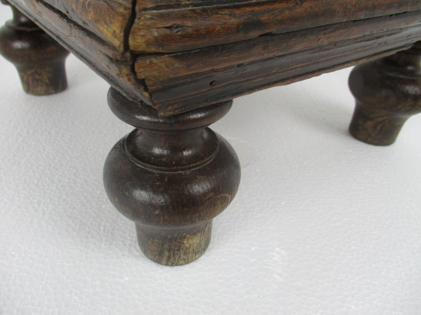 Chest Of Drawers Dresser Cabinet Night Stand Ornate Carved Wood Antique Wow photo vinterior