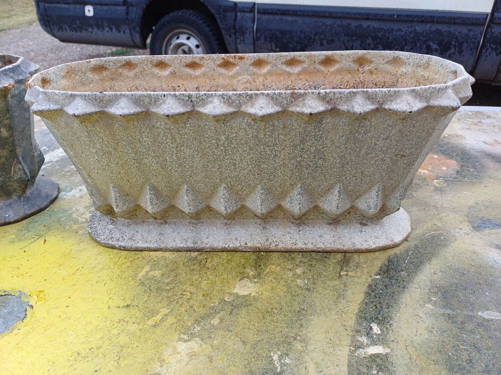 Pair Of Enamelled Cast Iron Planters From 1900 From Charleville Mézières photo vinterior
