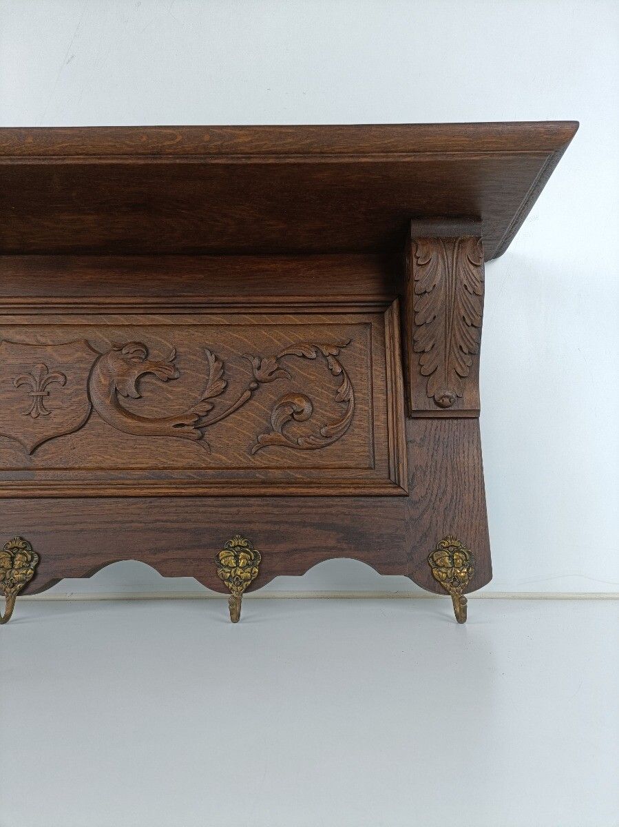 Gorgeous Antique Carved Wood Coat Hat Rack Ornate Etched Hand Carved Wood Shield photo vinterior