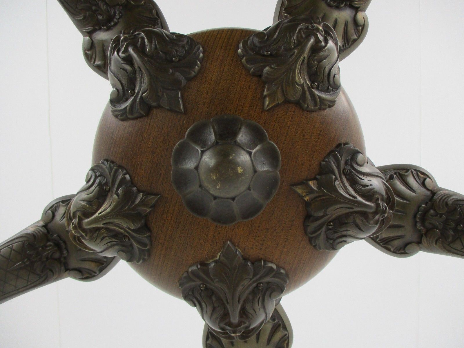 photo furniture Gothic Ornate Brass  Bronze Wood 5 Lights Chandelier Revival Empire Stunning