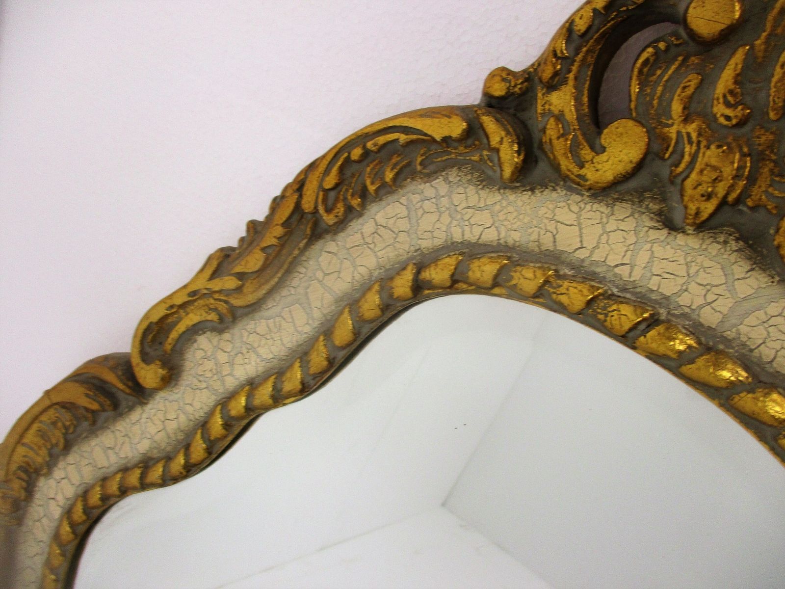 Gorgeous Large Ornate Oval Crackled White Wood Wall Hanging Mirror Romantic Holl photo 223.0