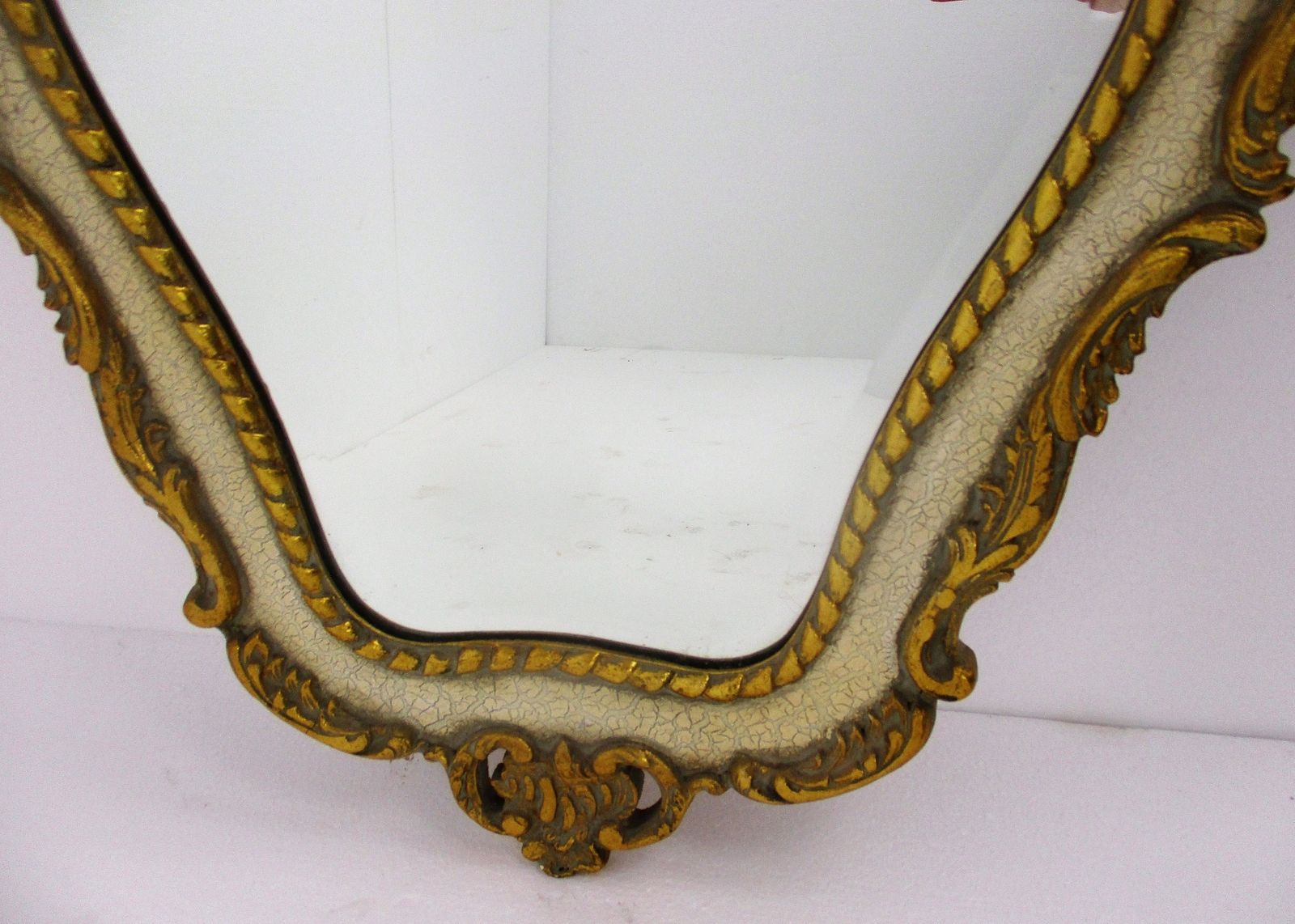 Gorgeous Large Ornate Oval Crackled White Wood Wall Hanging Mirror Romantic Holl photo vinterior