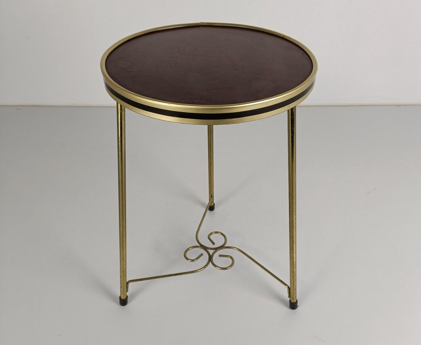 Modernist Round Side Table Ornate Brass Veneer Top Occasional Table Pedestal Pla photo furniture