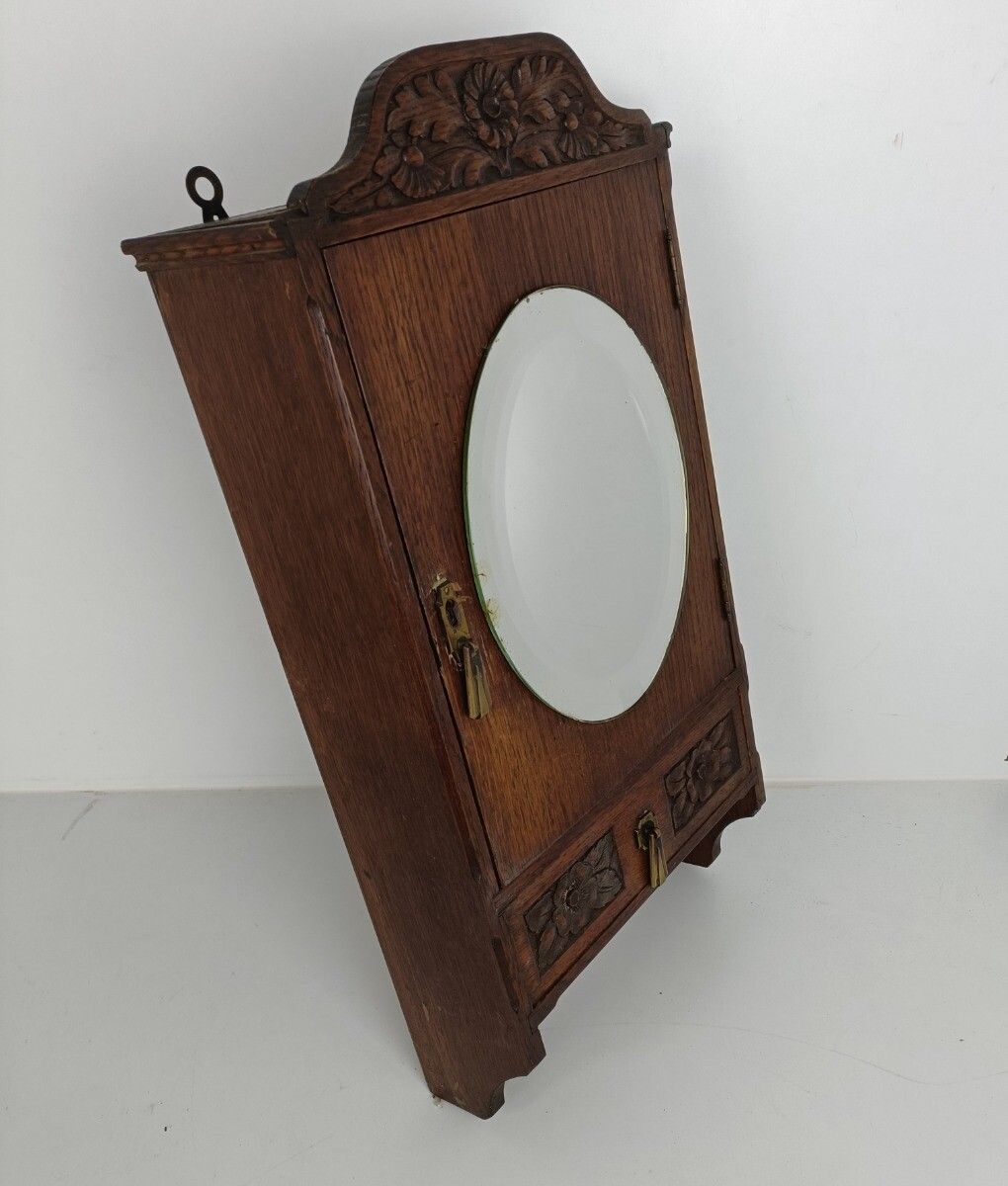 Gorgeous Medicine Apothecary Cabinet Oval Beveled Glass Mirror Hand Carved Wood photo vinterior