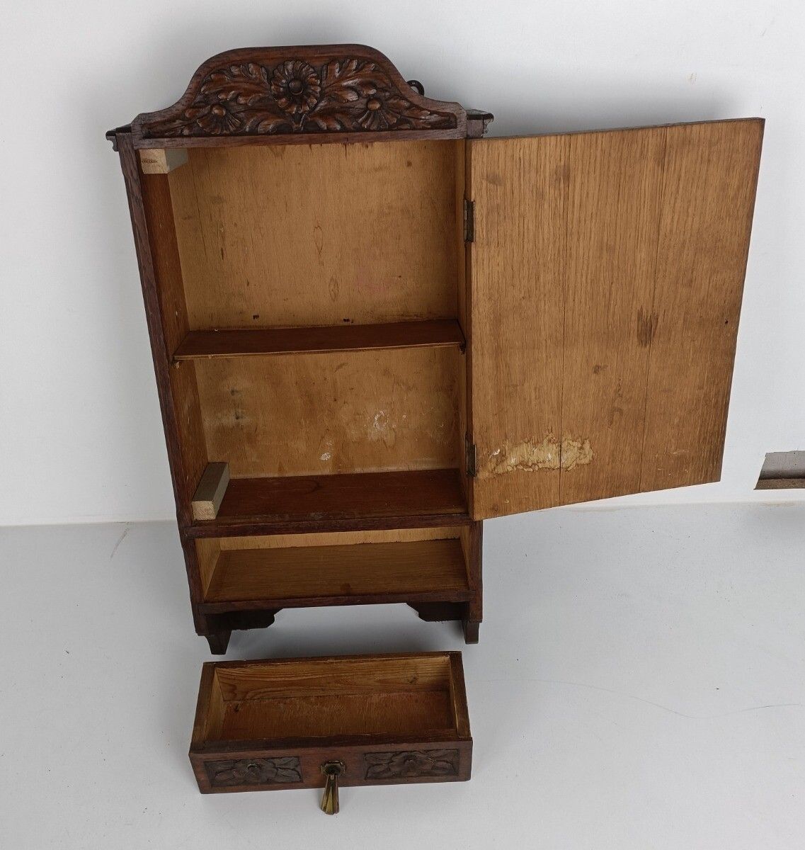 Gorgeous Medicine Apothecary Cabinet Oval Beveled Glass Mirror Hand Carved Wood photo buy