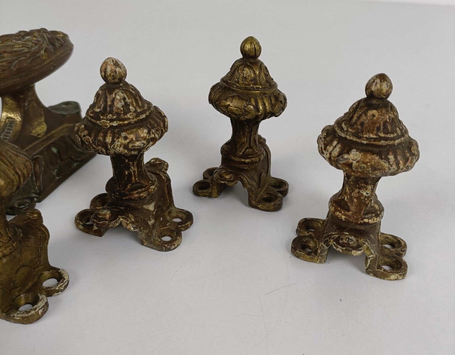 Exquisite Set Door Handles Knobs Lever Window Lock Hardware Ceromone Bolt Art No photo vintage