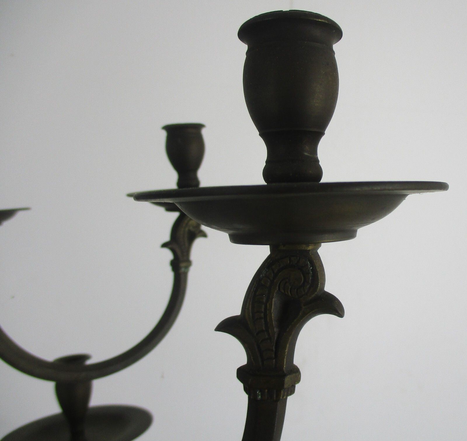 Gothic Castle Chandelier With 16 Candles Bronze Not Electrified 19thc Bonhommes photo vinterior