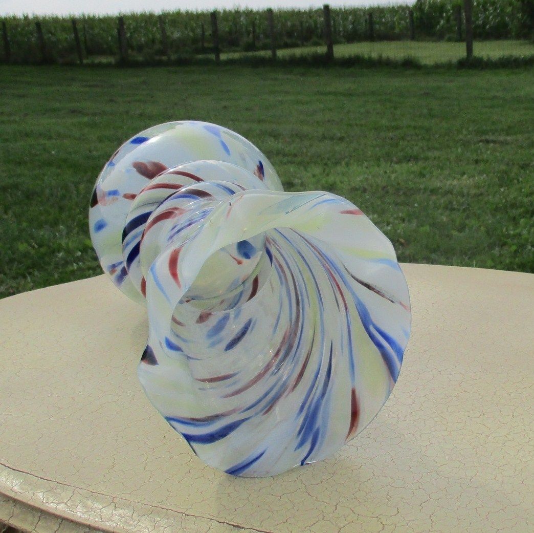 Handmade Hand Blown Vase Swirled Ruffled Edge Lovely Colors Modern Polychrome photo 141.0