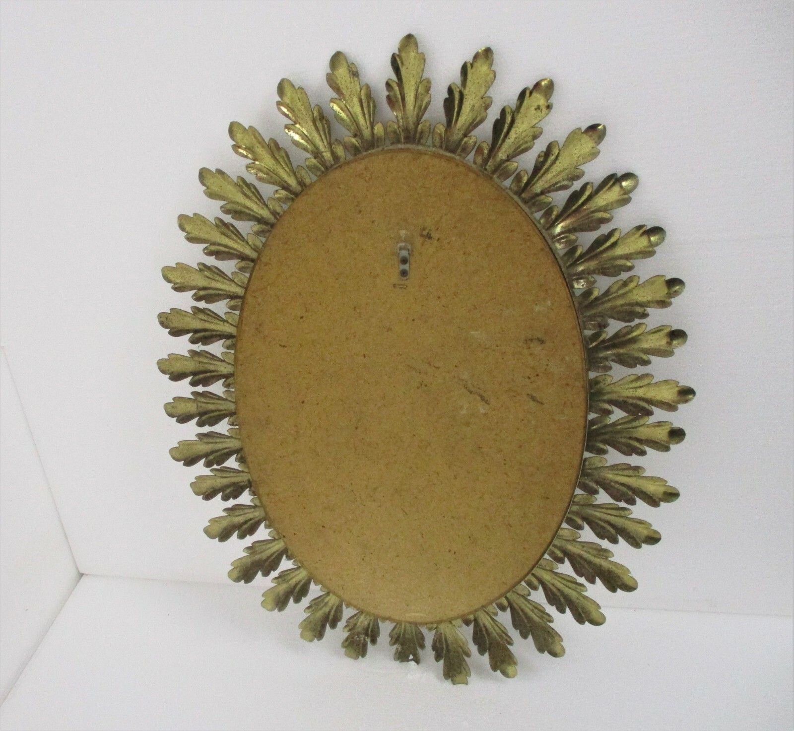 Mid Century Modern Large  Ornate Oval  Wall Hanging Mirror De Knudt Brass Leafs photo vinterior