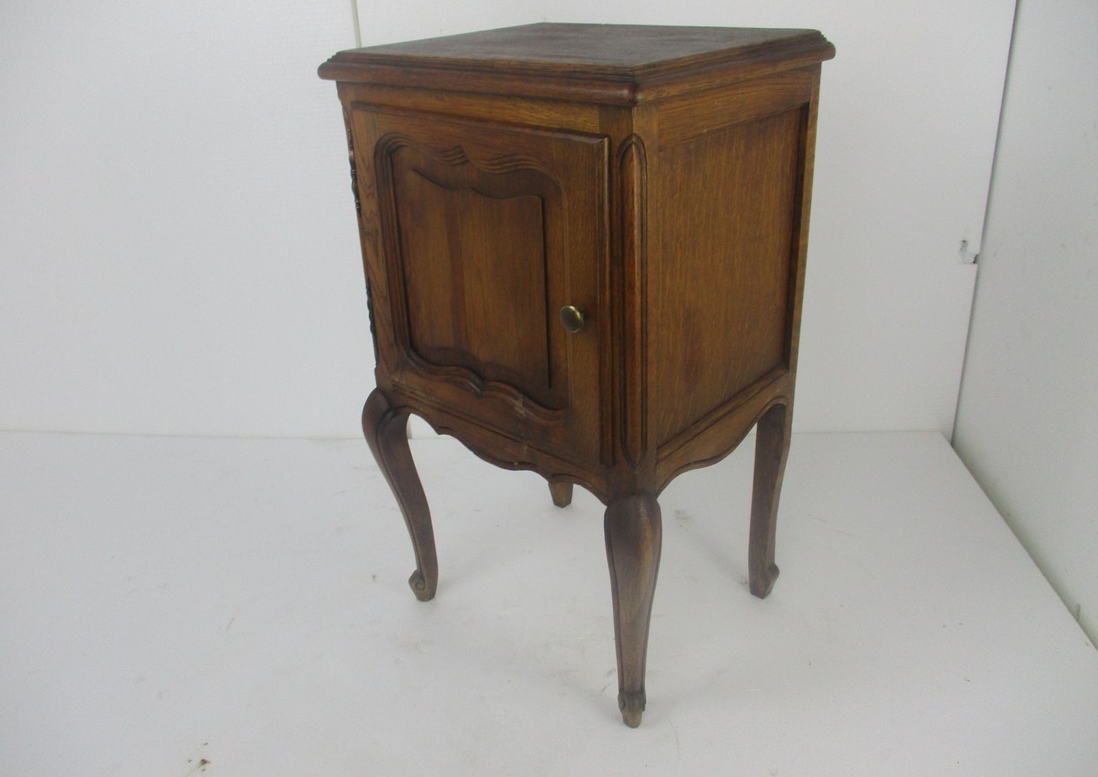 Nightstand End Table Dresser 50s Vanity Cabinets Louis XVI Style Louis XV photo vintage