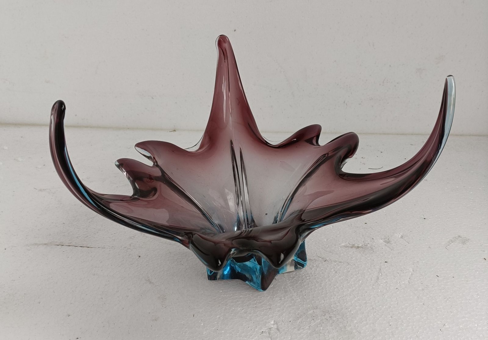 Gorgeous Bowl Dish Centerpiece Cranberry Blue Art Glass Murano Italy Modernist photo 182.0