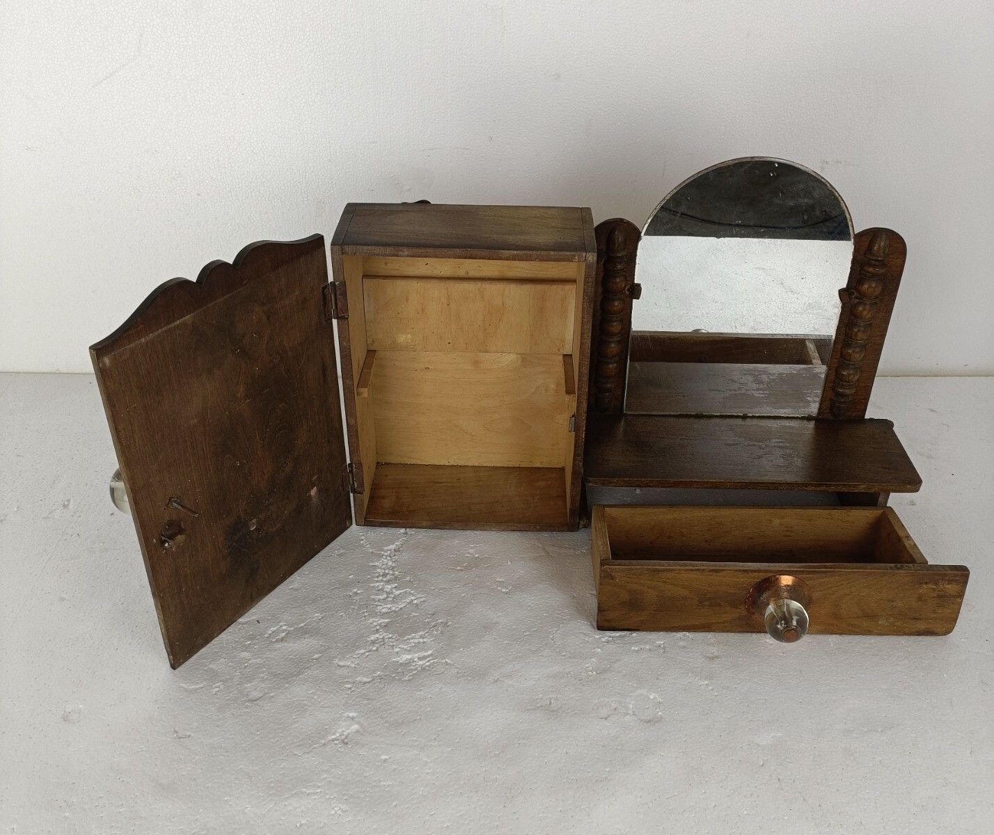 photo furniture Art Deco Art Nouveau Medicine Apothecary Cabinet Kitchen Bathroom Hanging Double