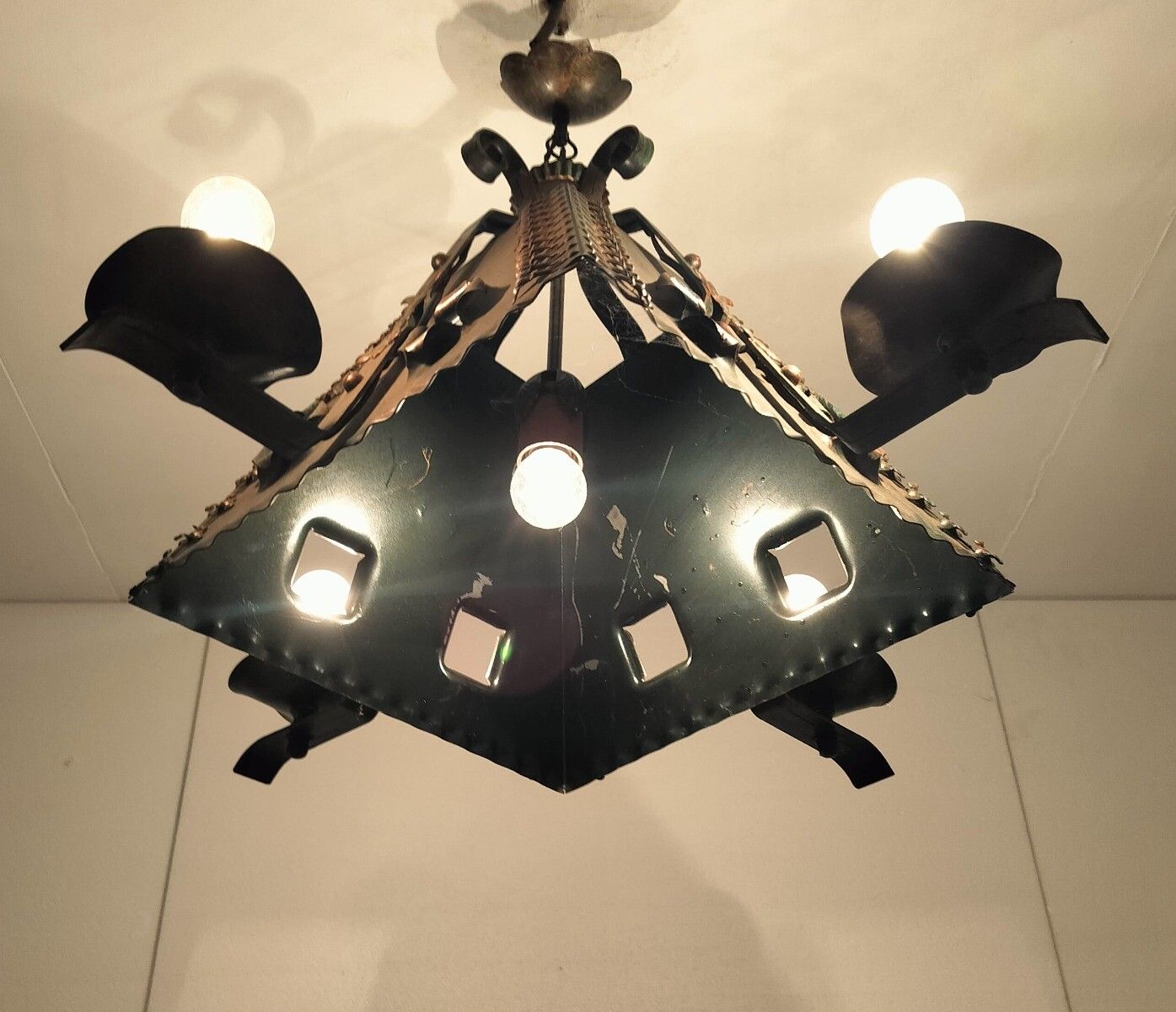 Chandelier Pendant Funky Gothic Style Metal Shade Brass Look 5 Lights photo 283.0