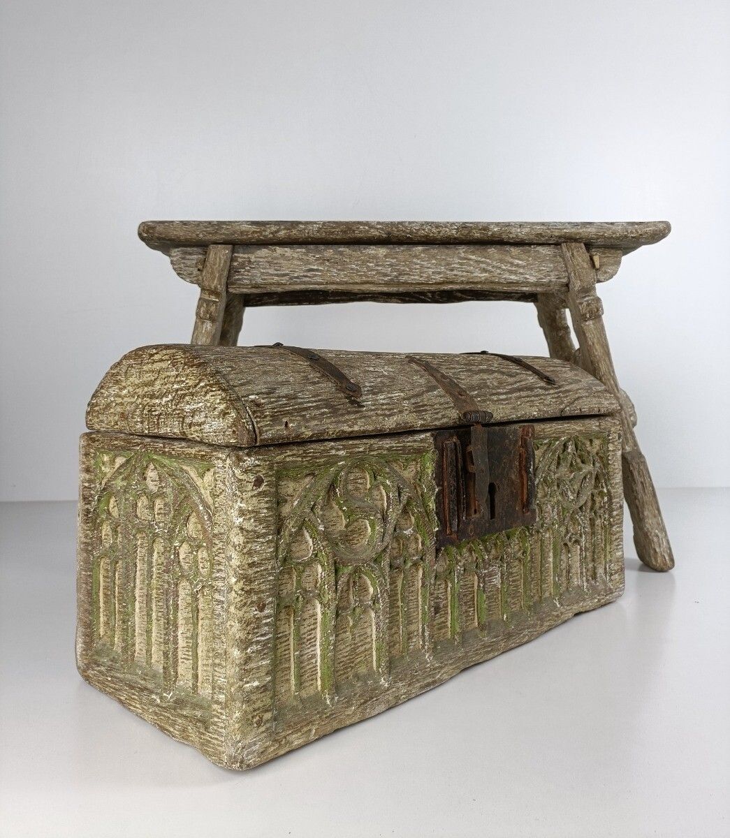 Gothic Antique 18th Century Carved Wooden Set Chest And Bench Polychrome Wow photo vinterior