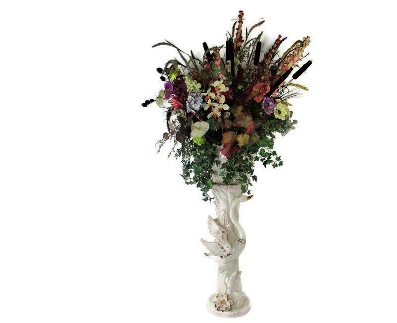 Italian Bassano Pedestal With Planter And  Flowers Italy Marked Lovely Porcelain