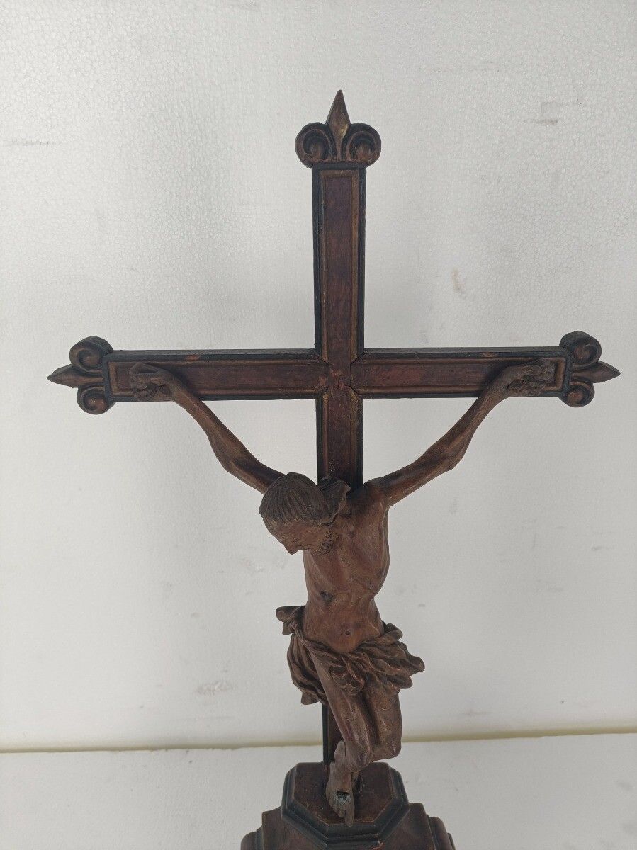 Standing Crucifix Cross Hand Carved Wood Wooden Art Piece Corpus French Magnific photo furniture