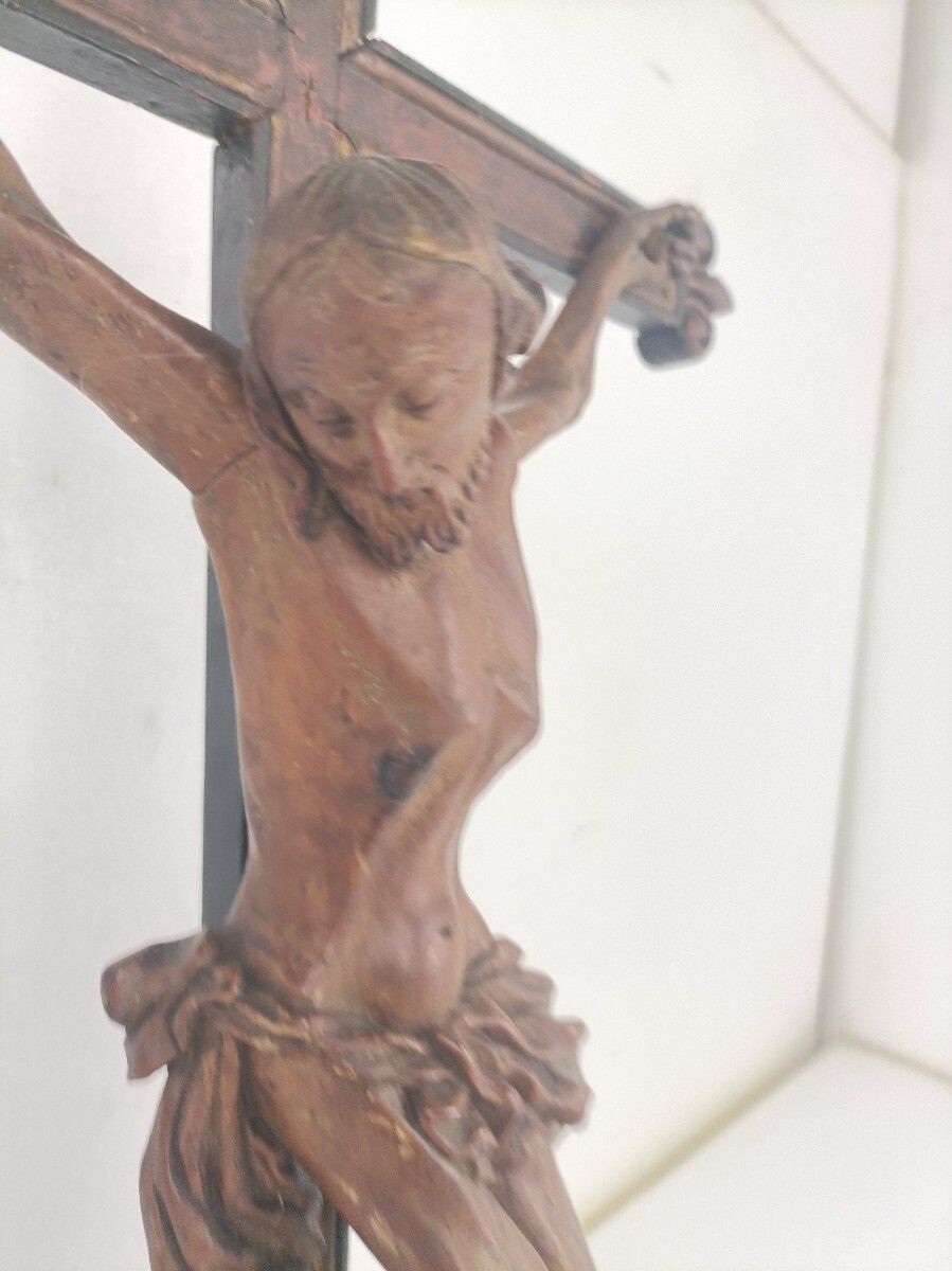 Standing Crucifix Cross Hand Carved Wood Wooden Art Piece Corpus French Magnific photo vinterior