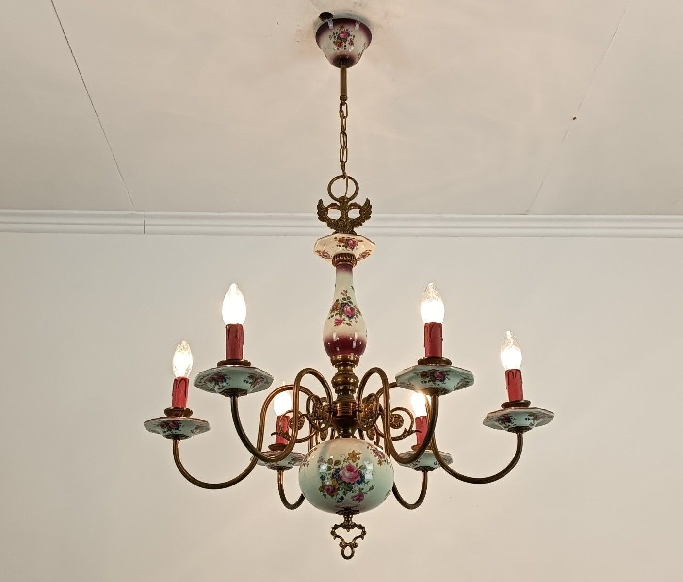Italian Vintage Romantic Chandelier Porcelain Brass Flower Pattern 6 Lights Barn photo furniture
