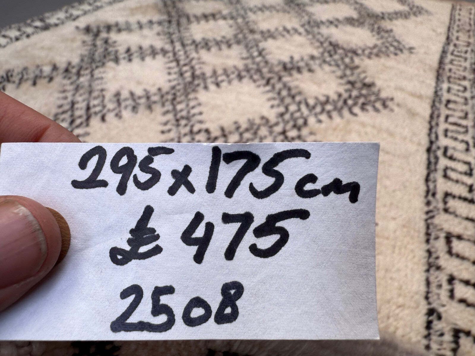 photo vintage Moroccan Berber Rug 295x175 Cm Azilal, Atlas, Tribal, Clearance