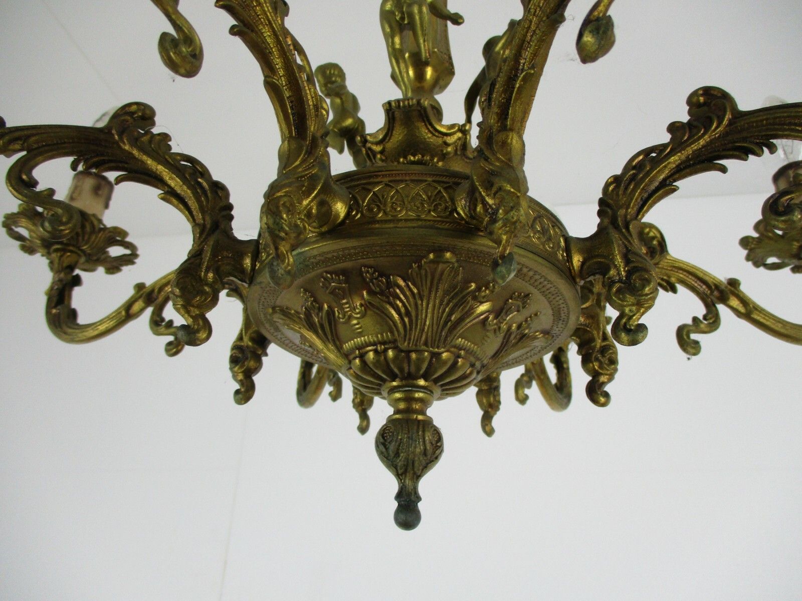 Stunning Chandelier 8 Lights Arm Putti Cherubs Hollywood Regency Ornate  Brass photo Lighting