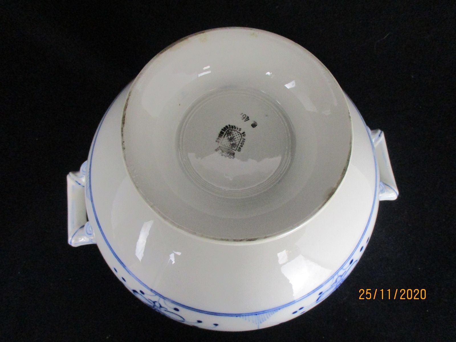 photo furniture Antique Royal Copenhagen Blue Fluted Soup Tureen Dish Marked Sarreguemines 1875