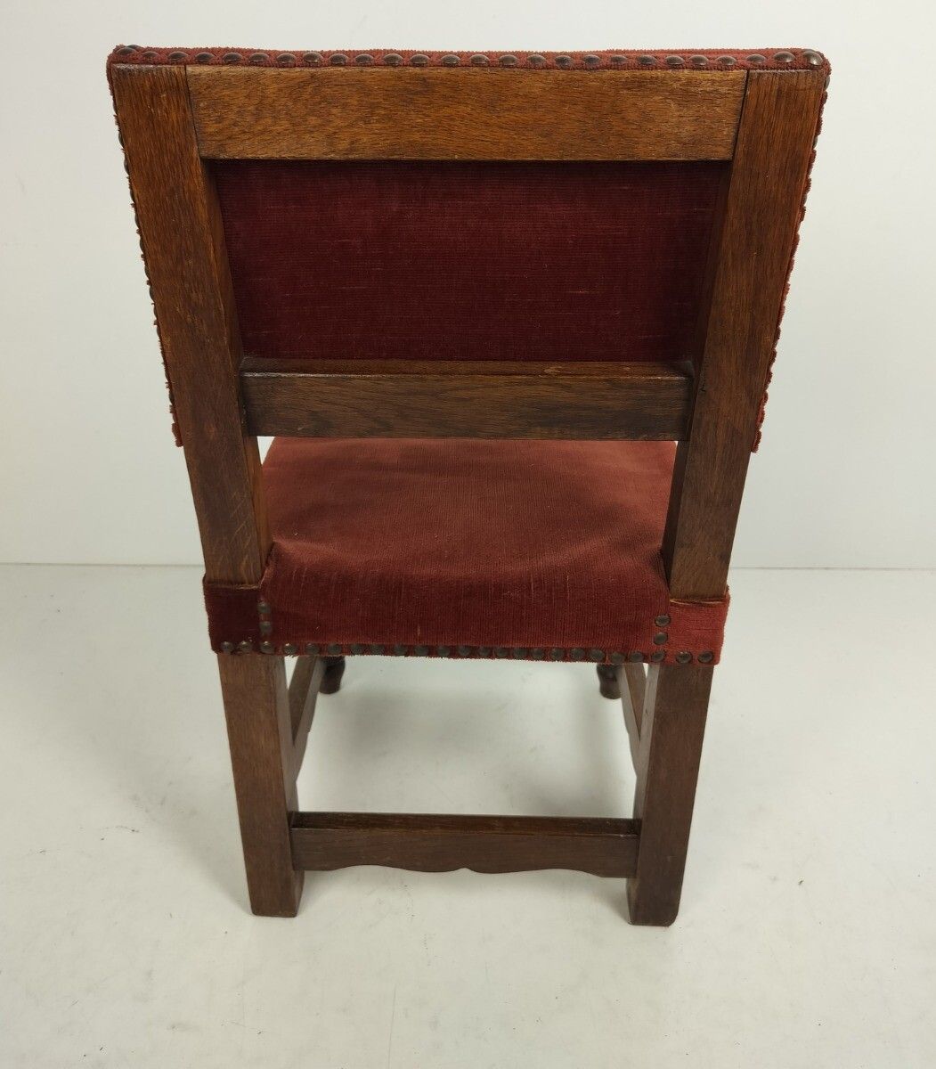 Small Antique Chair Children' S Chair Carved Wood Hobnails Pink Velvet photo 121.0