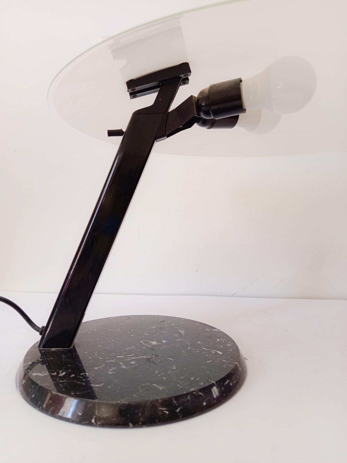 Rare Perla Vintage Desk Lamp, Designed By Bruno Gecchelin For Oluce, Marble And Glass photo Lighting