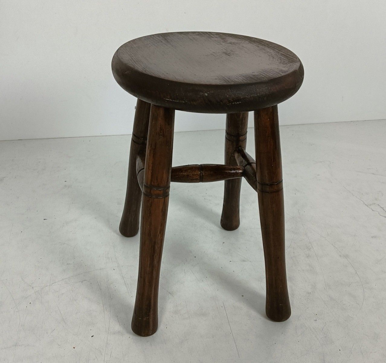 Small Antique Milking Stool Carved Wood Plant Stand Bonsai Table Barn Style photo vinterior