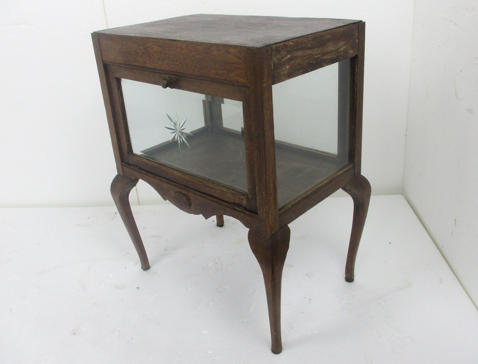 Vintage Butler Table Cabinet Dumbwaiter Display Liquor Cabinet Etched Glass  Cou photo vintage