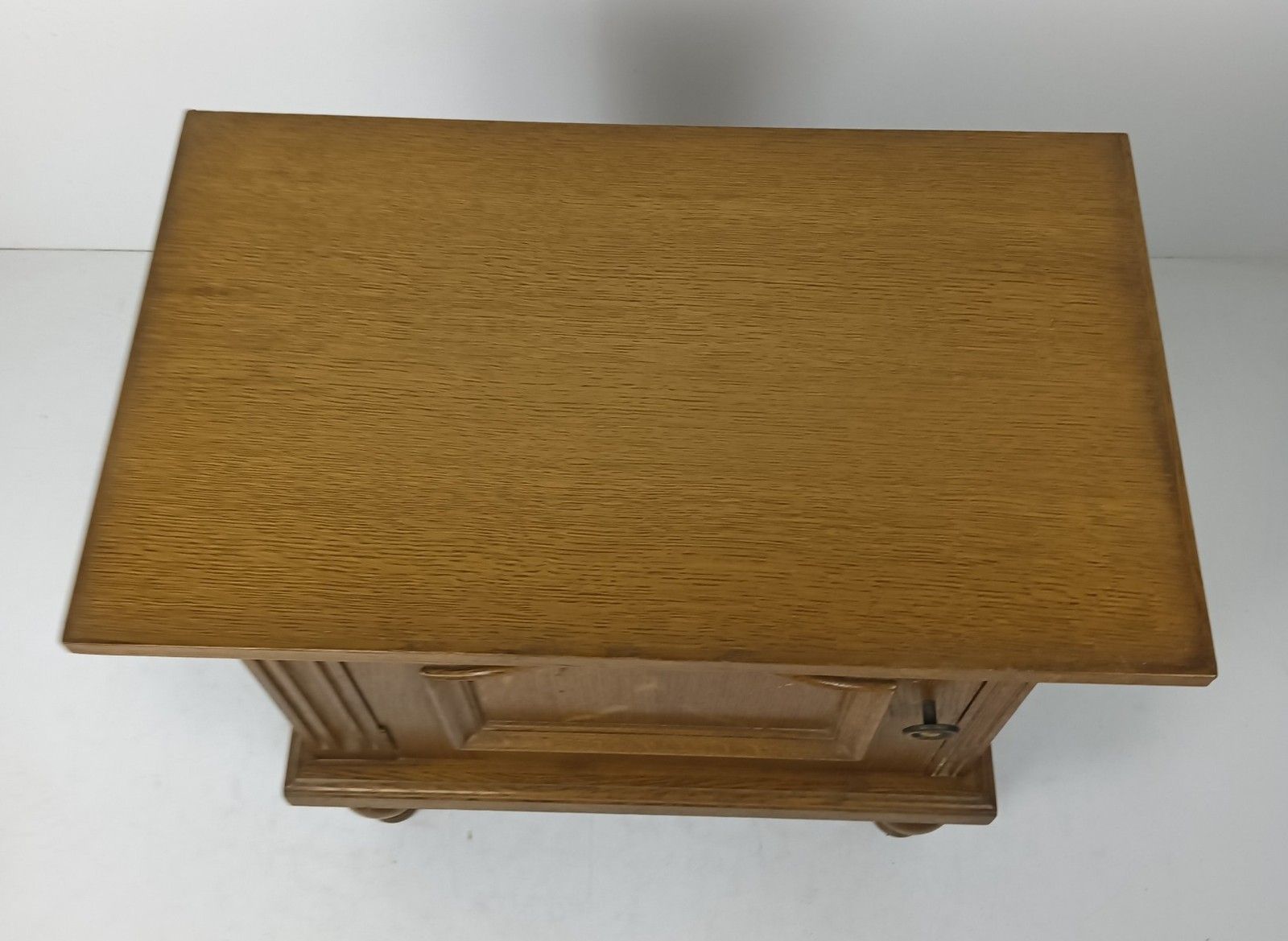 Nightstand End Table Dresser 50s Wood Vanity Cabinet Bedroom Cabinet Modernist photo vintage