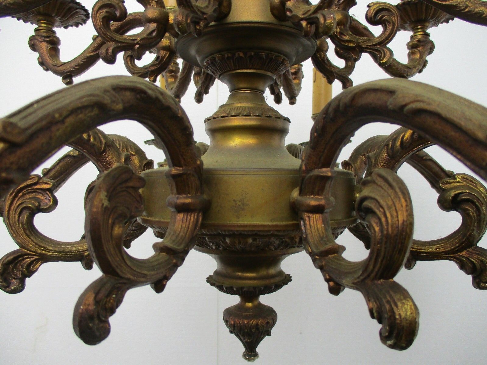 photo furniture Impressive Chandelier Bronze 14! Lights Arm Ornate  Hollywood Regency Gorgeous