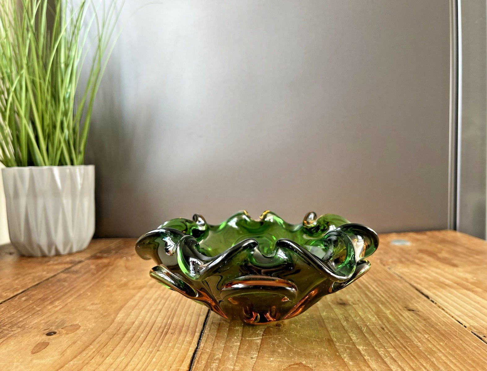 Mid Century Murano Sommerso Green Amber Clear Glass Ashtray Bowl Geode Vintage photo 85.0