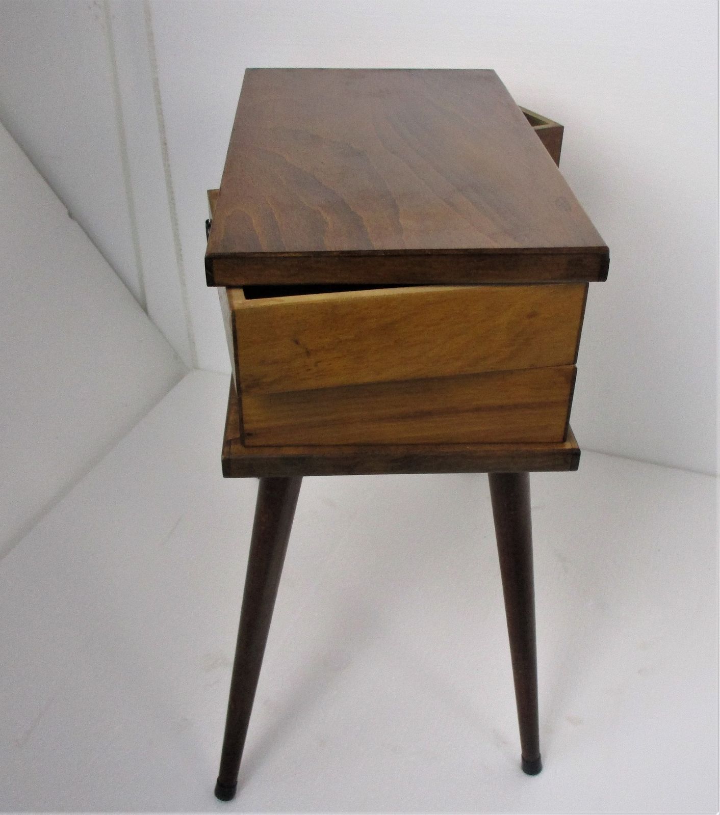 Vintage Nightstand Mid Century Danish Modern Style End Table Modernist Funky Era photo vinterior