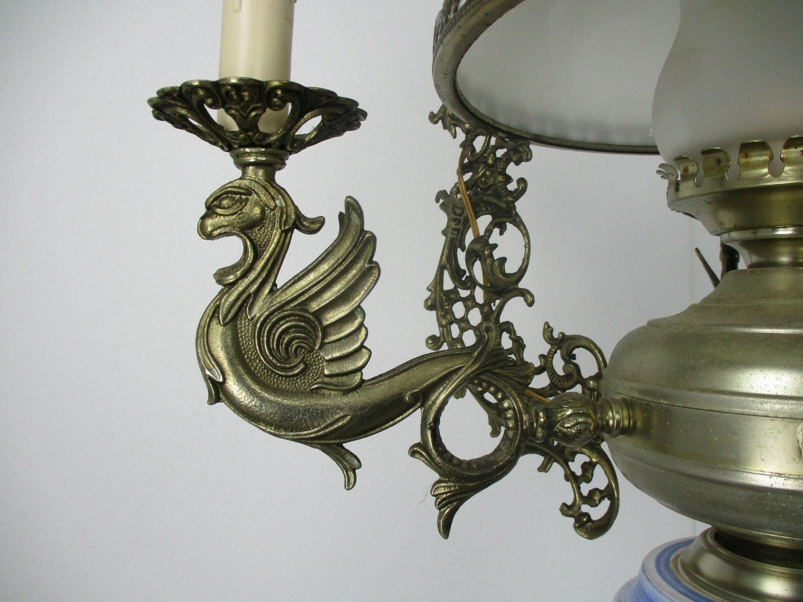 Gothic Dragons Delft Blue White Porcelain Chandelier Lampe Belge 4 Lights Wow photo Lighting
