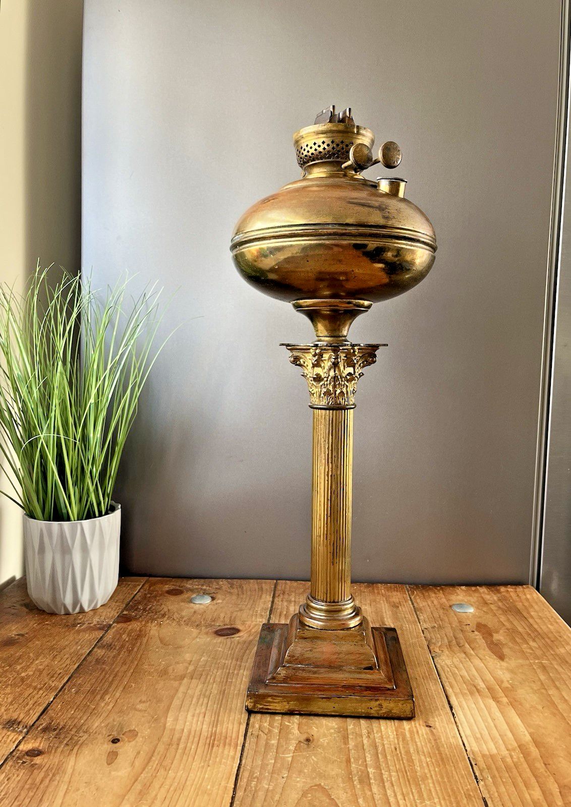 Lighting Large Antique Corinthian Column Table Oil Burner Lamp Acanthus Old Country House photo