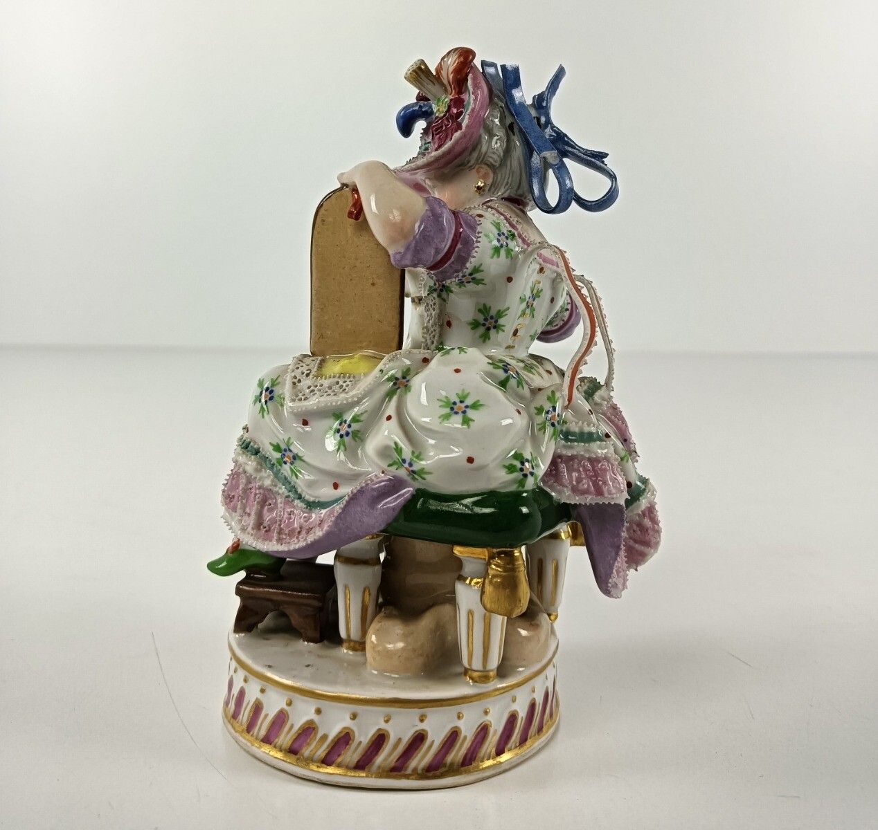 Antique 18th Century Meissen Figurine Porcelain Attributed By Acier Lady With Do photo vinterior