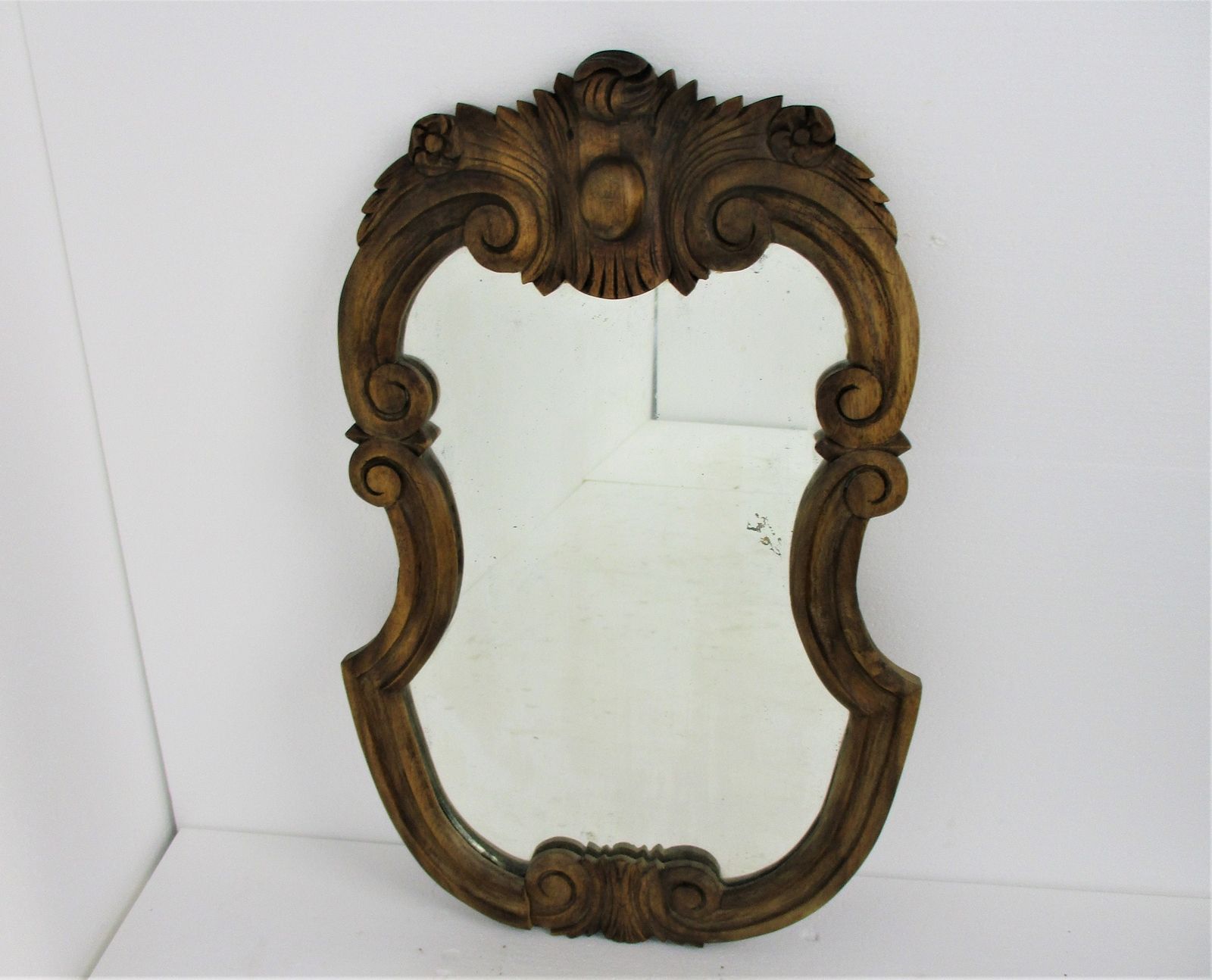 Large Beautiful Ornate Wooden Oak Wall Hanging Mirror Romantic Hollywood Regency photo furniture