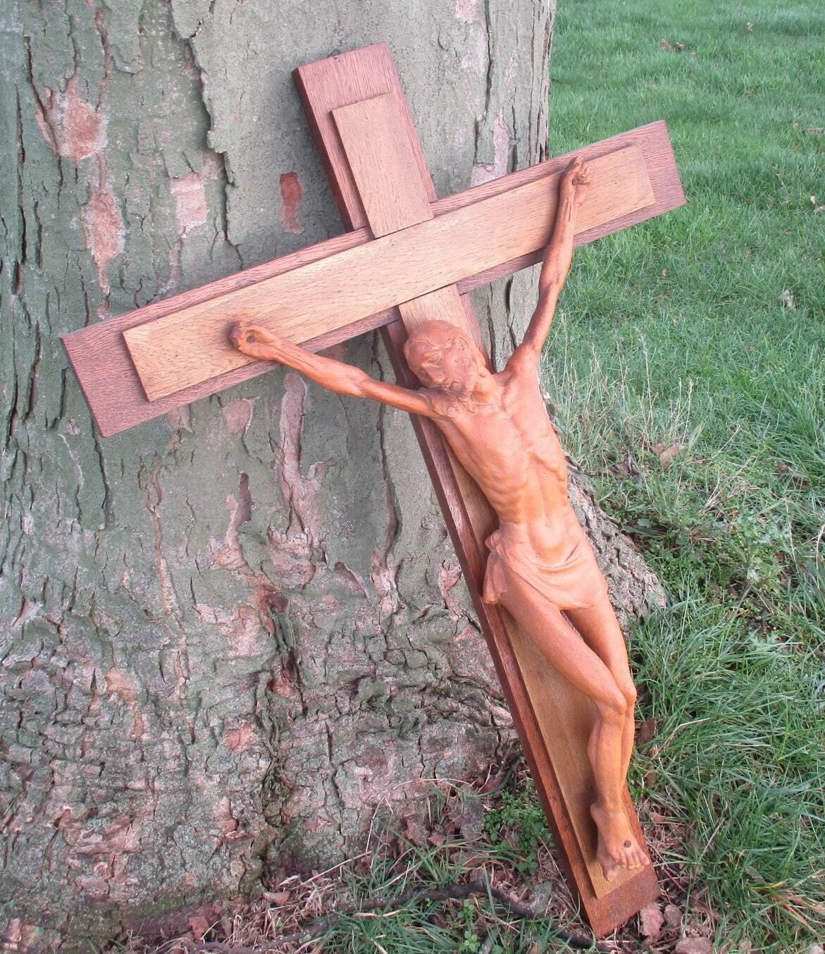 Vintage Large Wood Hanging Crucifix Cross Jesus Christ Terracotta Corpus 32.28&Q photo furniture